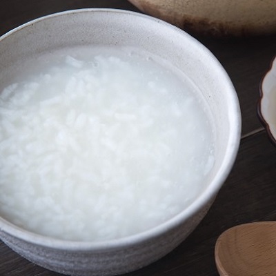 Cooked rice soaked in water overnight benefits