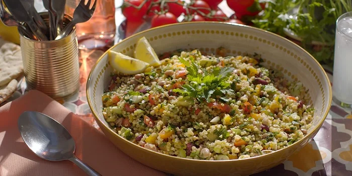 Cooking bulgur wheat for salad