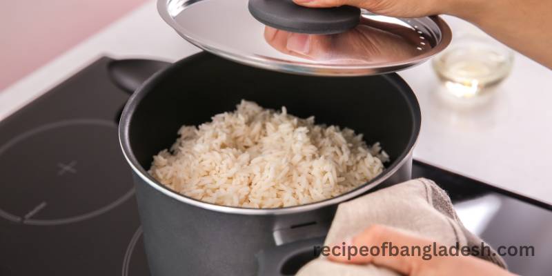 How Long Does Cooked Rice Last Without Refrigeration